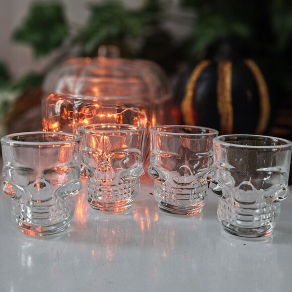 Original Set Of 4 Shot Glasses 3-D Skull Clear Glass Halloween /Day Of The Death - Picture 10 of 13